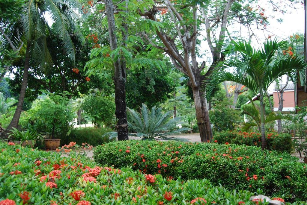 Rose Garden Samui Bungalows Lamai Beach  Ngoại thất bức ảnh